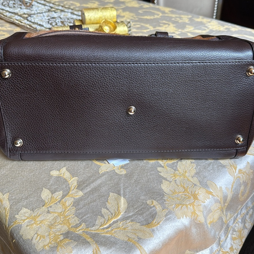Elegant Brown Leather Men's Bag - Picture 13 of 13